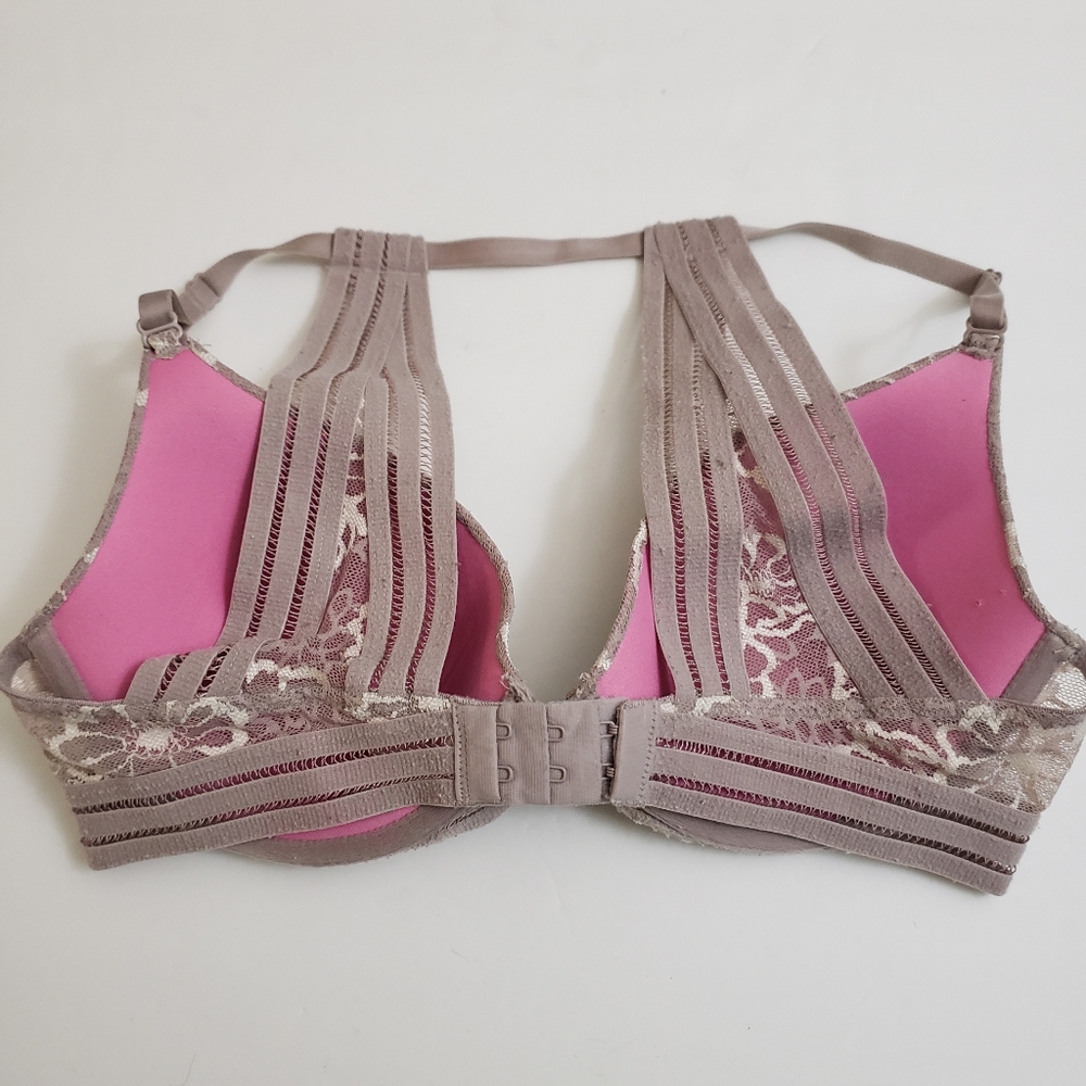 32D Pink Victoria's Secret Gray Floral Lace - Picture 4 of 9